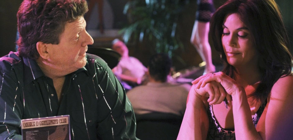 Кадры Отчаянные домохозяйки 6 сезон 14 эпизод