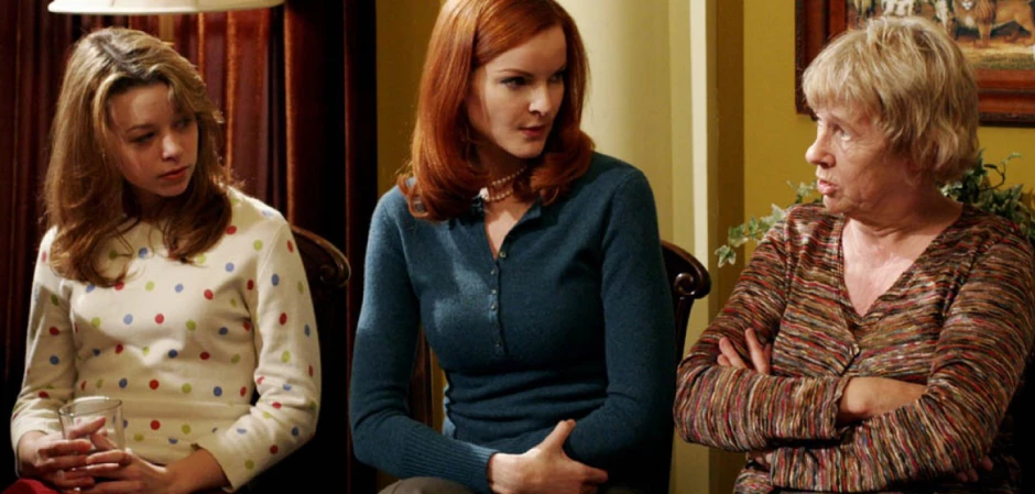 Кадры Отчаянные домохозяйки 2 сезон 8 эпизод