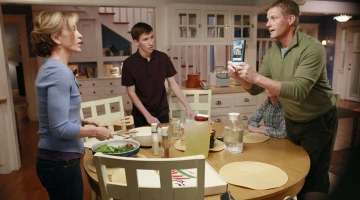 Кадры Отчаянные домохозяйки 8 сезон 10 эпизод