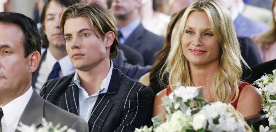 Кадры Отчаянные домохозяйки 3 сезон 2 эпизод