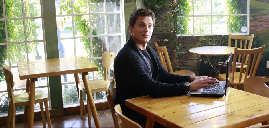 Кадры Отчаянные домохозяйки 6 сезон 19 эпизод