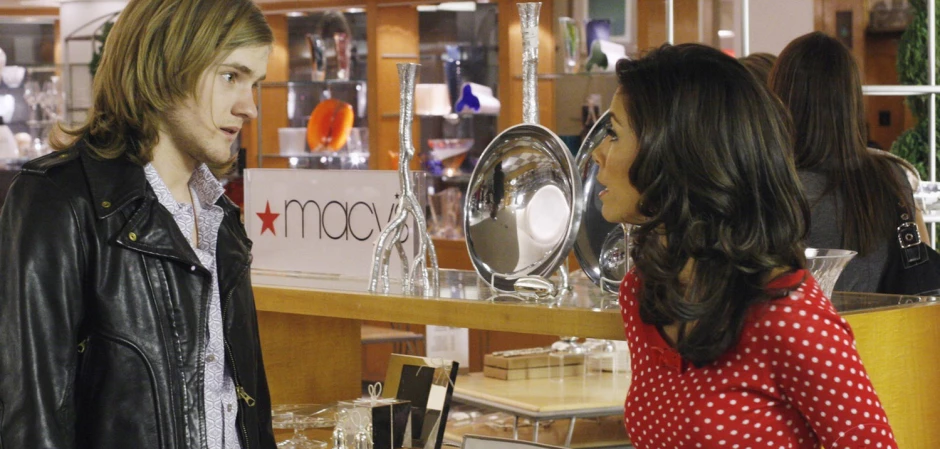 Кадры Отчаянные домохозяйки 3 сезон 14 эпизод