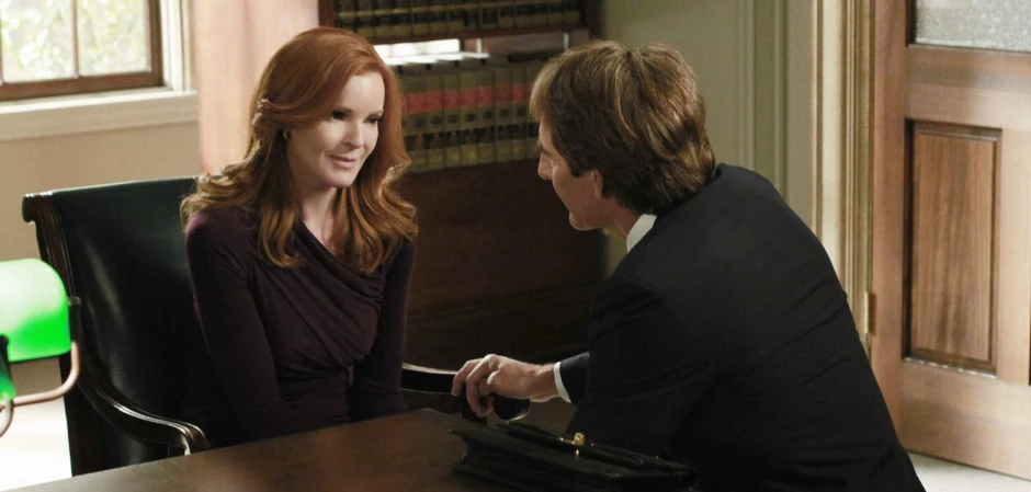 Кадры Отчаянные домохозяйки 8 сезон 22 эпизод