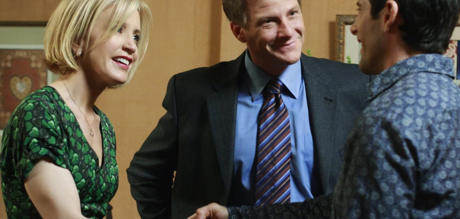 Кадры Отчаянные домохозяйки 5 сезон 22 эпизод