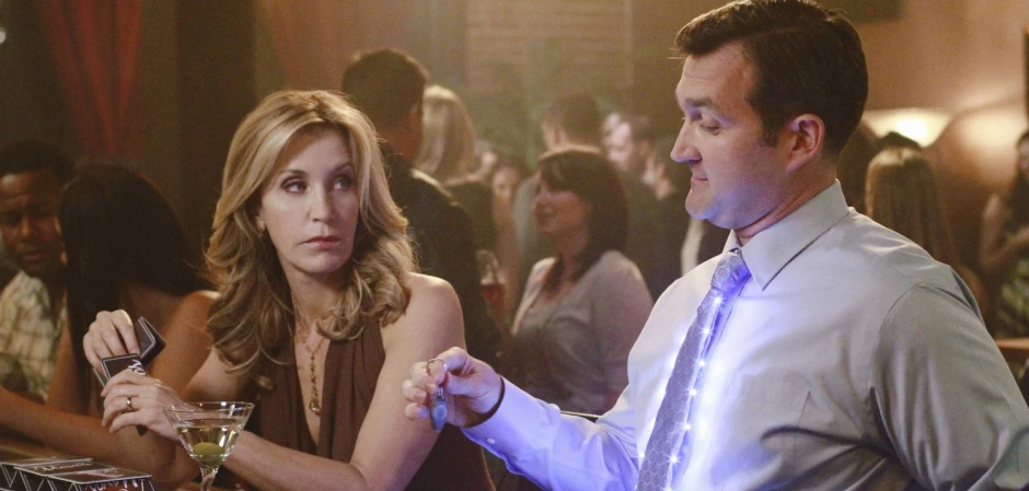 Кадры Отчаянные домохозяйки 8 сезон 5 эпизод