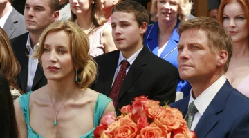 Кадры Отчаянные домохозяйки 3 сезон 23 эпизод