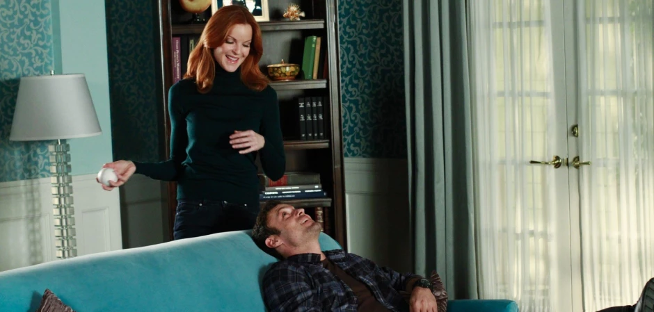 Кадры Отчаянные домохозяйки 7 сезон 15 эпизод