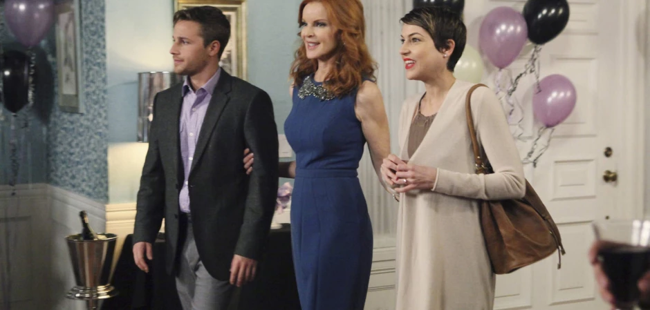 Кадры Отчаянные домохозяйки 8 сезон 18 эпизод