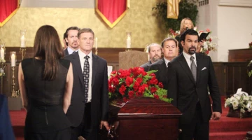 Кадры Отчаянные домохозяйки 8 сезон 17 эпизод