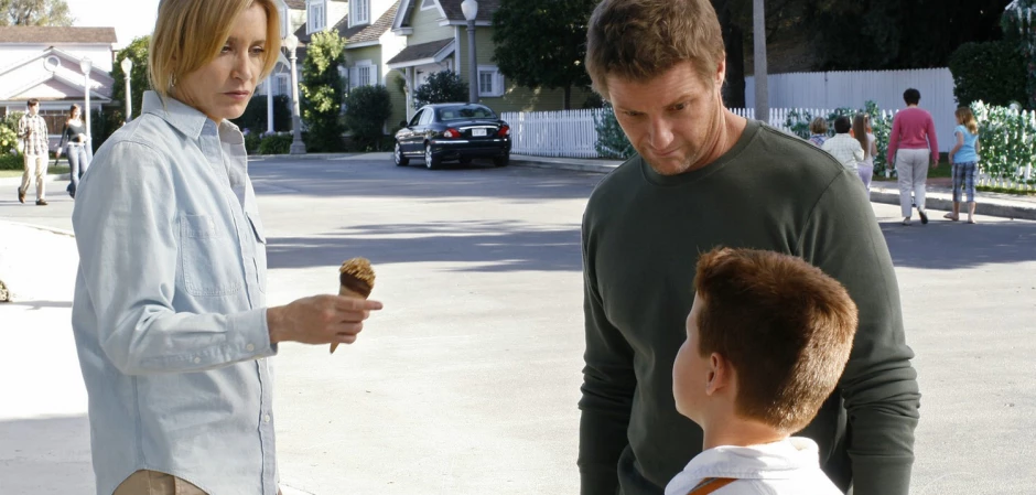 Кадры Отчаянные домохозяйки 3 сезон 14 эпизод