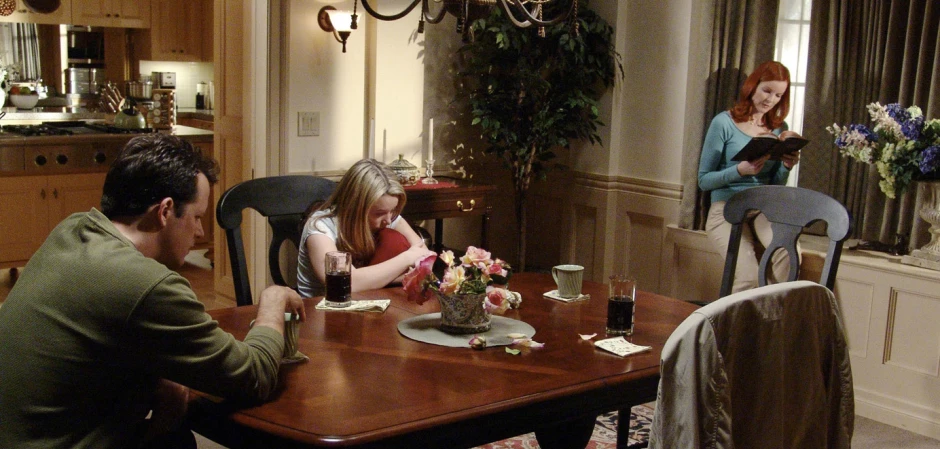 Кадры Отчаянные домохозяйки 1 сезон 8 эпизод