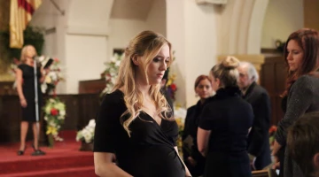 Кадры Отчаянные домохозяйки 8 сезон 17 эпизод