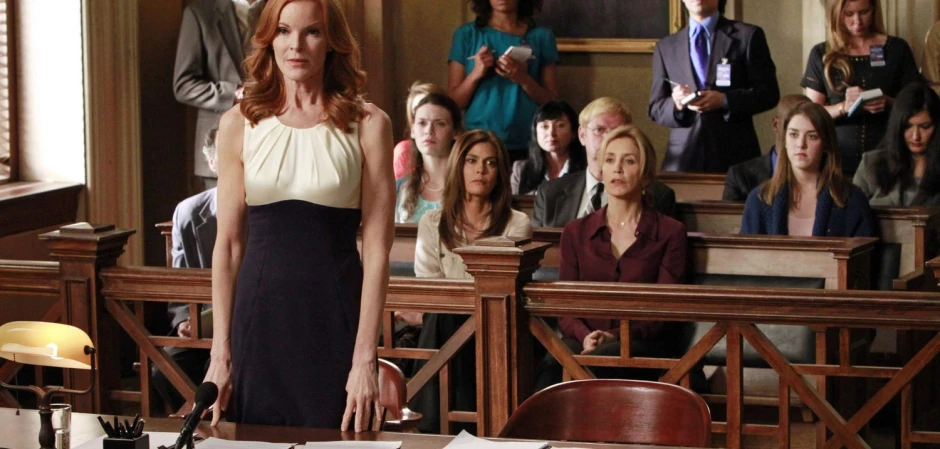 Кадры Отчаянные домохозяйки 8 сезон 22 эпизод