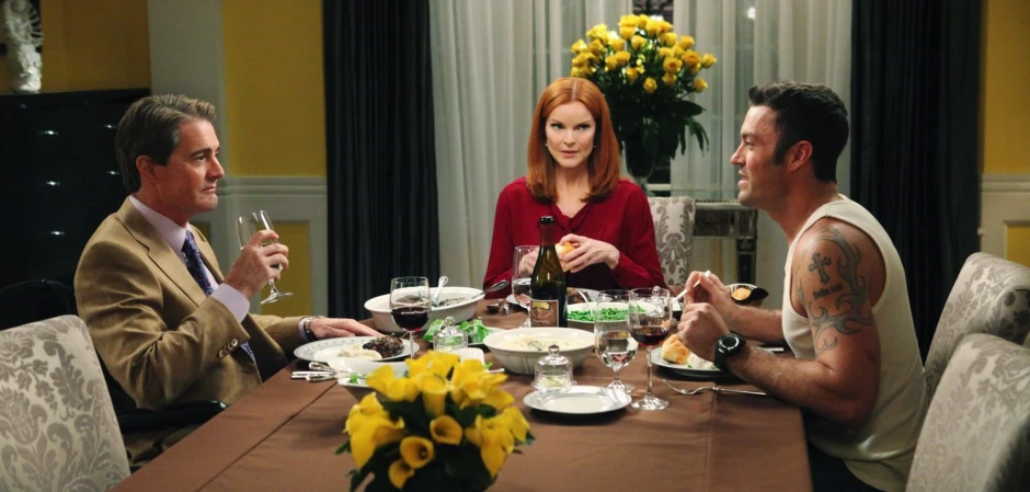 Кадры Отчаянные домохозяйки 7 сезон 11 эпизод