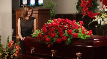 Кадры Отчаянные домохозяйки 8 сезон 17 эпизод